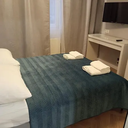 Apartament Gruba Ryba 3 Apartment *