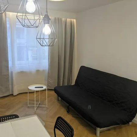 Apartament Gruba Ryba 3 *